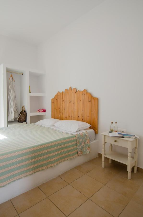 Marias Rooms Chora  Exterior photo